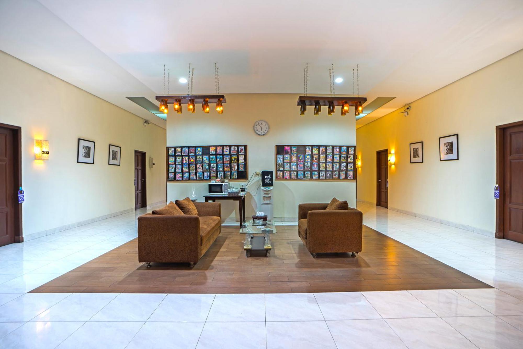 Jambuluwuk Residence Pakubuwono Jakarta Exterior photo