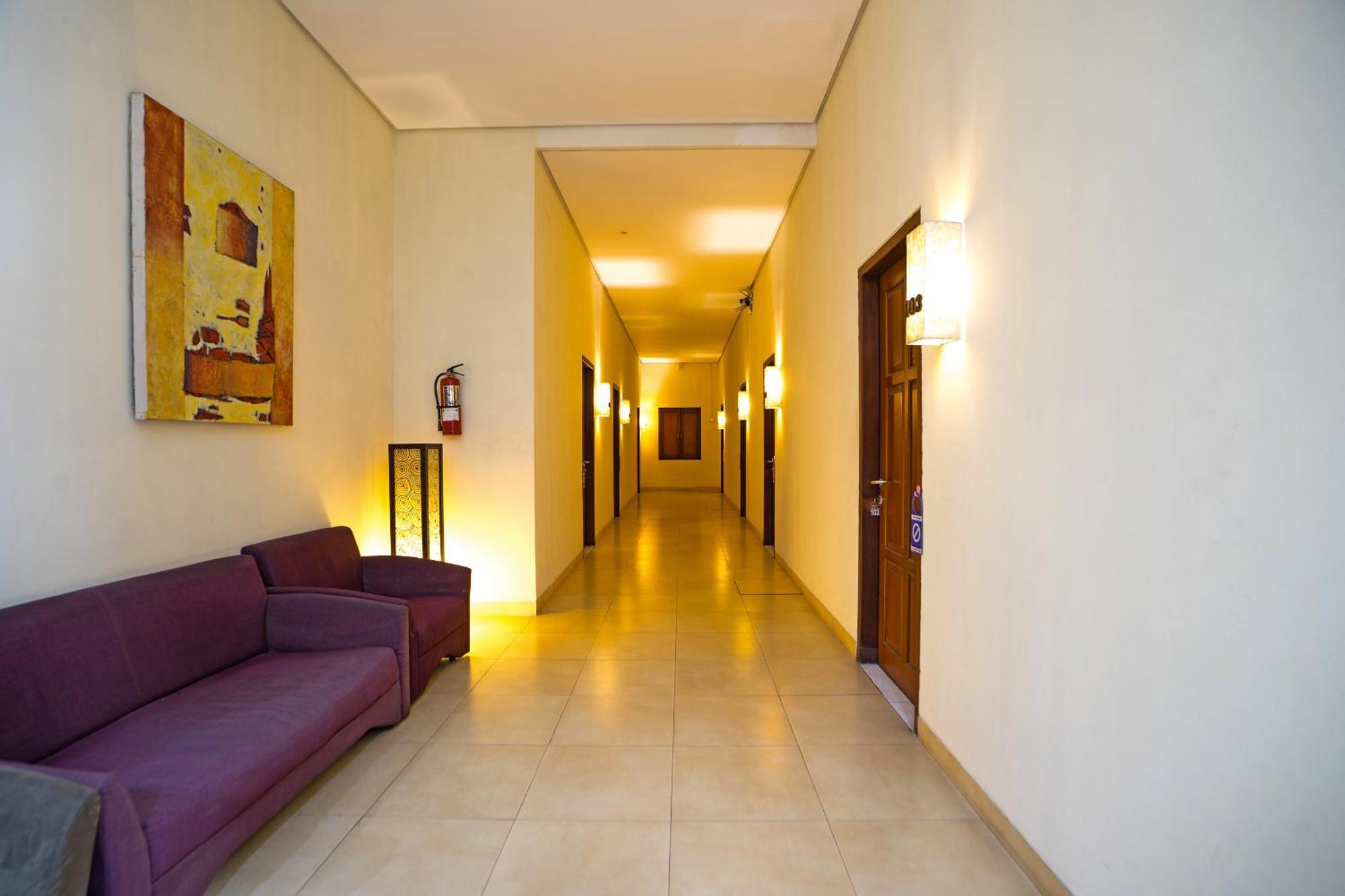Jambuluwuk Residence Pakubuwono Jakarta Exterior photo